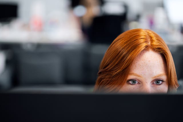 La transformación digital y la Ley de Fomento a la Innovación y Manufactura Tecnológica pueden contribuir al crecimiento económico y desarrollo de El Salvador. Foto: ThisIsEngineering, Pexels.