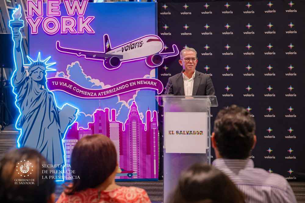 Volaris El Salvador inaugura nueva ruta a Newark, consolidando su presencia en el mercado aéreo con una flota moderna y tarifas competitivas. Foto: SECPRENSA