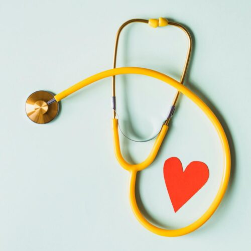 Aunque Ivania ha mostrado una mejoría significativa, aún continúa recibiendo tratamiento médico intensivo. Foto: Kaboompics