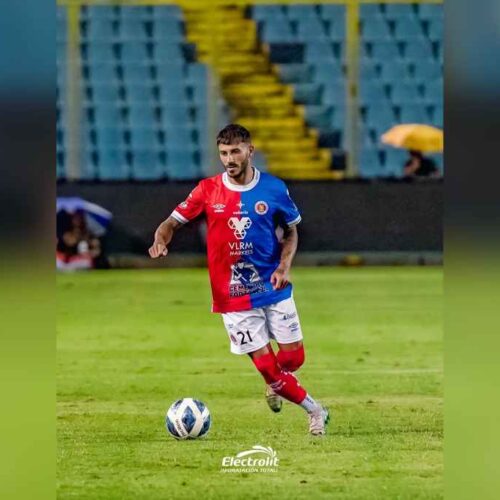 El equipo de Club Deportivo FAS se prepara para la jornada 3 del Torneo Apertura 2025 con sus jugadores convocados. Foto: Club Deportivo FAS