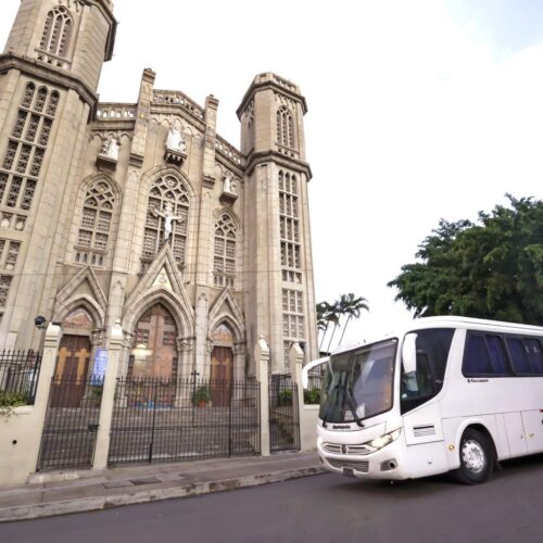 Buses Alegres ofrecen viaje a la Terminal Turística San Sebastián. Foto: ISTU