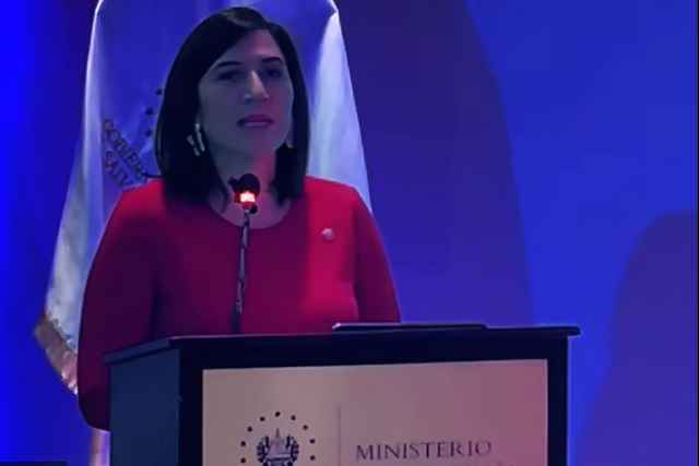 El Gobierno de El Salvador lanza "Emprende 503", un programa gratuito para fortalecer el emprendimiento nacional con formación y herramientas prácticas.. Foto: @jjlopezt