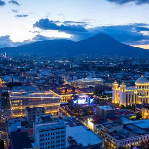 El Salvador es anfitrión del Congreso Iberoamericano de Parques y Espacios Públicos con la participación de 14 ciudades de la región. foto: Mitur