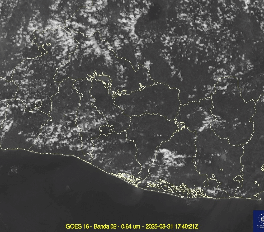 Pronóstico del clima para esta tarde en El Salvador: chubascos y tormentas en zonas montañosas. Foto: @MedioAmbienteSV.