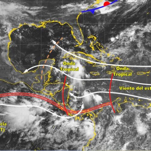 Imagen ilustrativa de lluvias y tormentas en El Salvador debido a la Onda Tropical. Foto: MARN.