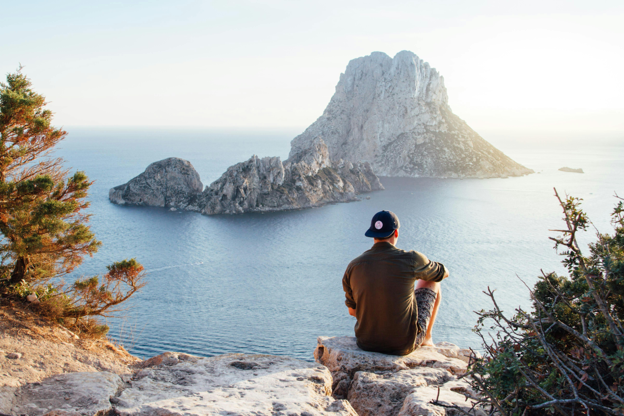 Pequeños cambios en tu rutina diaria pueden marcar una gran diferencia en tu energía y bienestar, incluso cuando el cansancio parece abrumador. Foto: Pexels.com / Riccardo