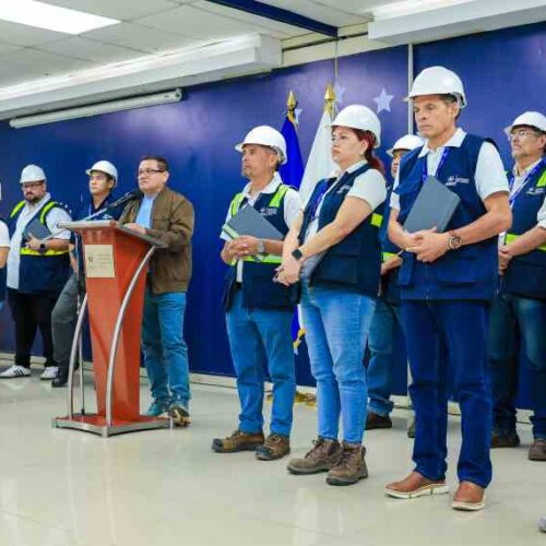 Inspectores del Ministerio de Trabajo supervisan que el aguinaldo adelantado se pague íntegro y sin reducciones. Los trabajadores pueden denunciar irregularidades hasta el 20 de diciembre. Archivo.