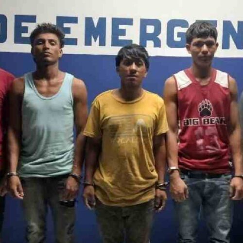 PNC detiene a 5 nicaragüenses por agredir a su casero en La Libertad. Mira el informe policial. Foto: Cortesía