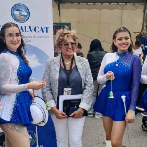 Cultura salvadoreña, cachiporristas y capirucho, brillan en Barcelona, España. Mira el resumen de la actividad. Foto: Hugo Aguilar