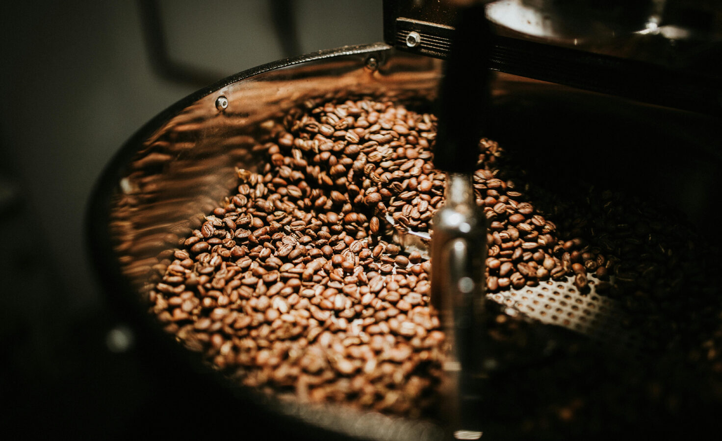 El café, originario de Etiopía, es una de las bebidas más consumidas y comercializadas del mundo. Foto: Pexels.com / Juan Pablo Serrano