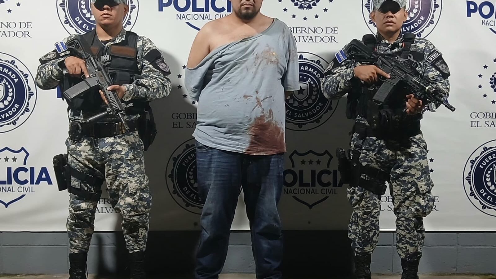 Nelson Adilson Orellana Araujo, detenido por agresión con cuchillo a su hermana en Ilopango, San Salvador. Foto: @PNCSV.