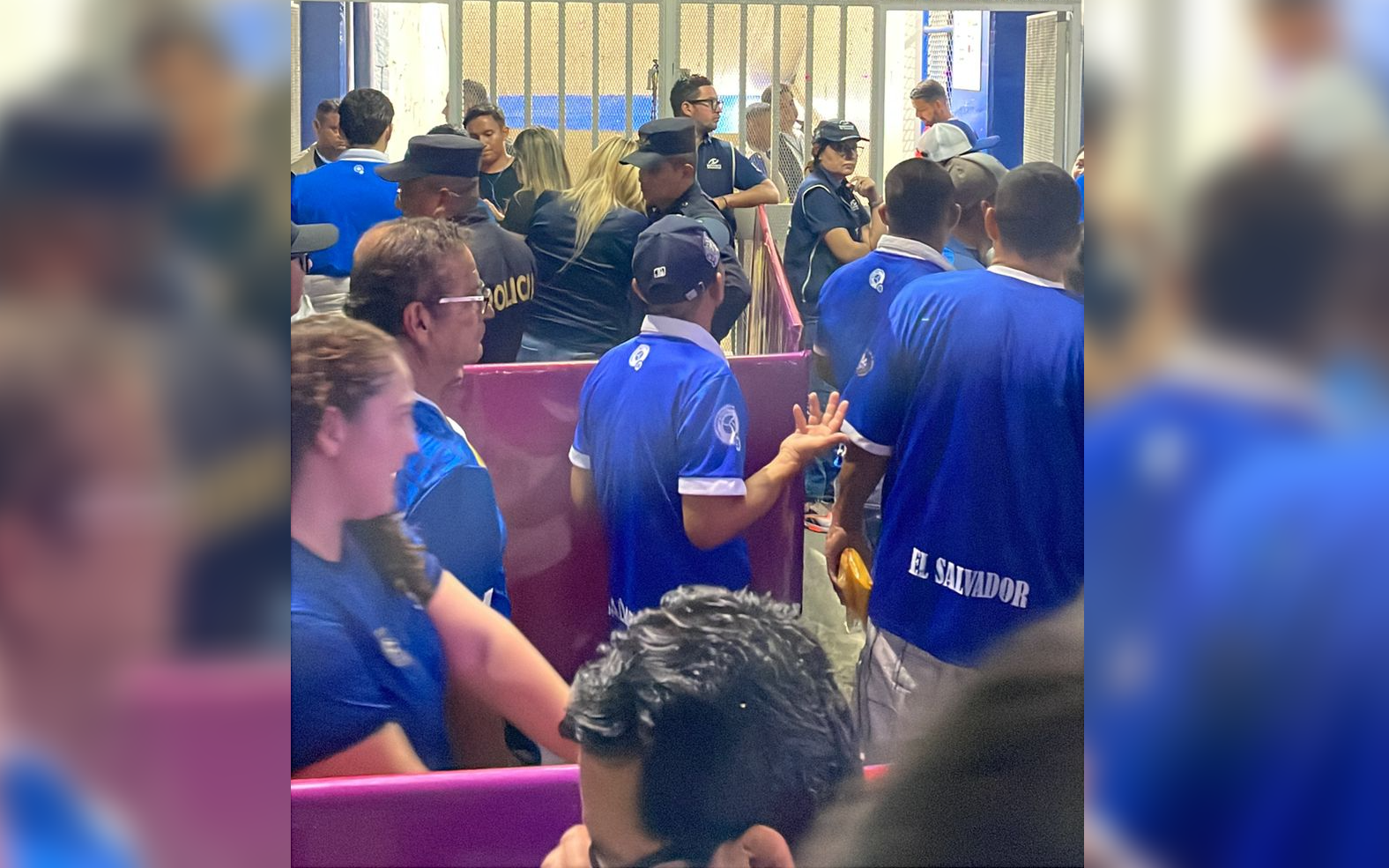 La Barra Azul exige victoria a La Selecta: "¡Tres puntos o nada!". El comunicado circulará en el Cuscatlán este martes. Foto: foto de archivo.