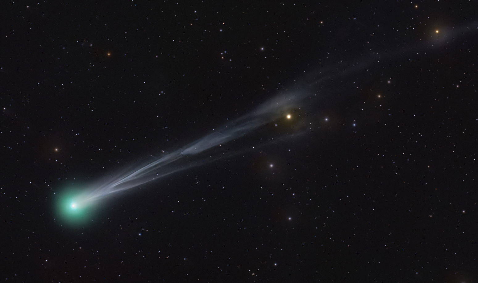 El cometa Lemmon (C/2025 A6) brillará en el cielo nocturno de octubre 2025, visible a simple vista. Foto: NASA.