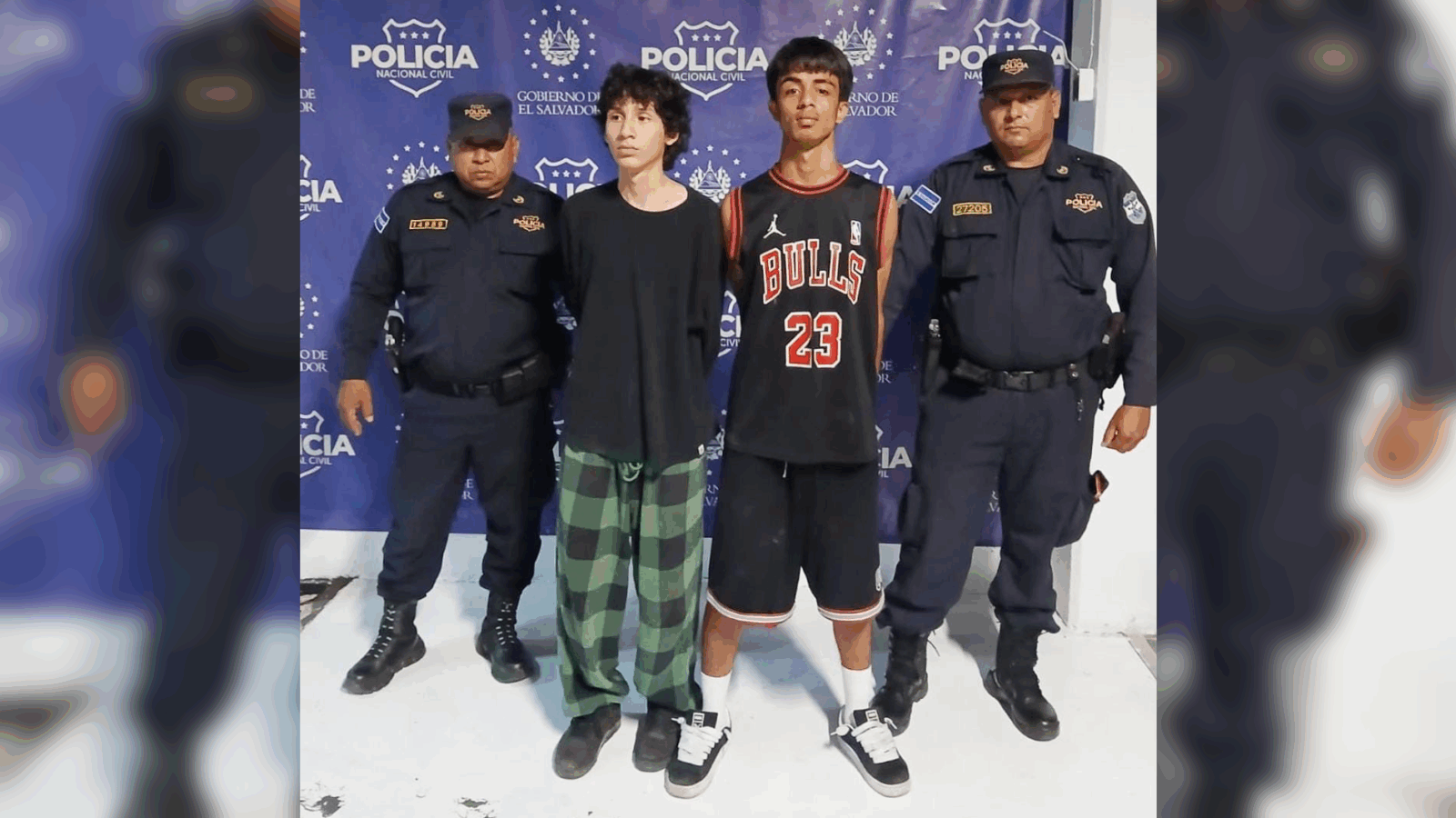 Edgar Gael Amaya Amaya y Diego Alejandro Alas Martínez, detenidos con drogas en Santa Tecla. Foto: @PNCSV.
