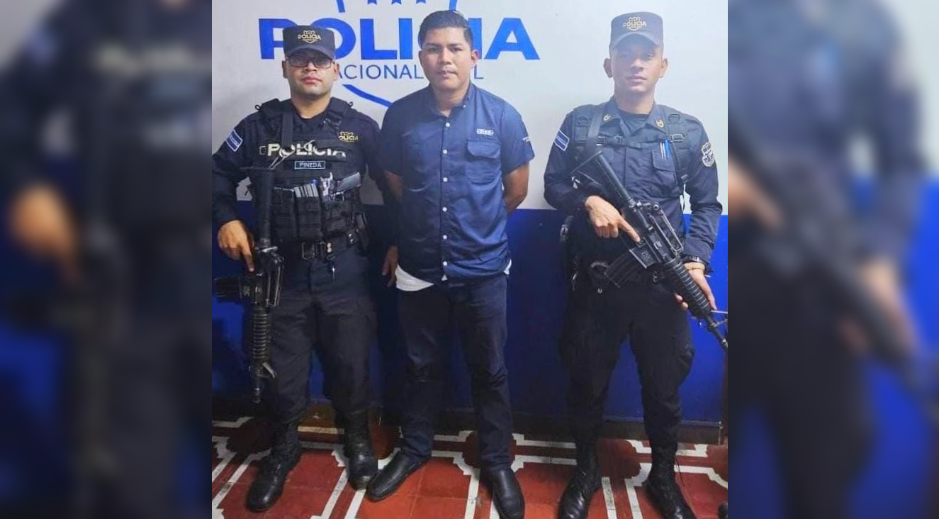 La PNC capturó a un presunto miembro de la MS13 en Soyapango, San Salvador Este, acusado de terrorismo y agrupaciones ilícitas. Foto: @PNCSV