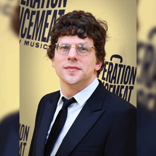 Jesse Eisenberg, conocido por su papel en The Social Network, anunció que donará un riñón a un desconocido en diciembre. Foto: Wikimedia Commons / Jesse Eisenberg