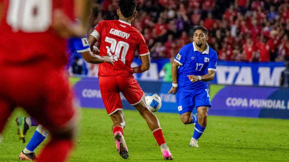 El Salvador perdió 3-0 ante Panamá en su último juego del ciclo. A pesar de estar ya eliminada, La Selecta salió a defender los colores, pero no pudo evitar la derrota en Panamá, que sella un amargo final de la Eliminatoria Mundialista. Foto: X / @LaSelecta_SLV