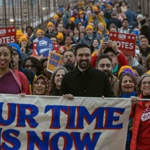 Zohran Mamdani, el primer alcalde musulmán de Nueva York, celebra su victoria como un símbolo de resistencia al trumpismo. Foto: Facebook Zohran Kwame Mamdani