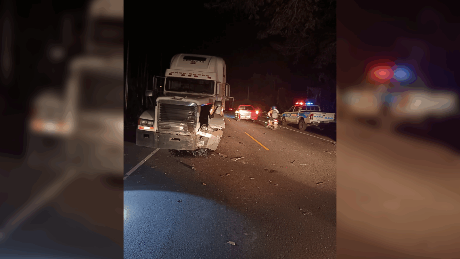 Comandos de Salvamento de Chinameca y Jucuapa atendieron un accidente de tránsito en la Panamericana, dejando tres lesionados. Foto: Comandos de Salvamento