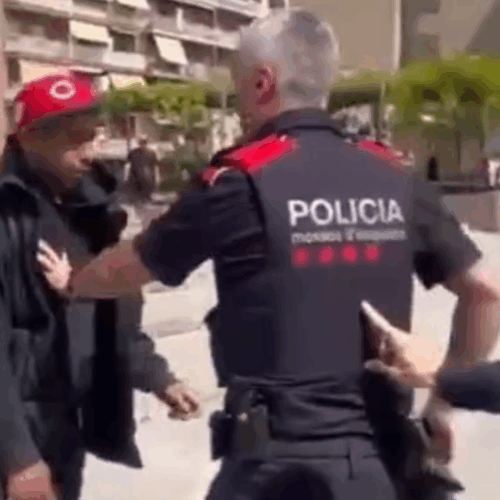 Detienen al padre de Lamine Yamal por agredir un stand de Vox en Barcelona. Foto: Cortesía.