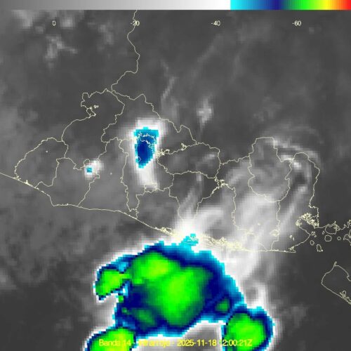 Distribución de lluvias en El Salvador, con mayor acumulación en el AMSS y zonas de Sonsonate. Fuente: @MedioAmbienteSV.