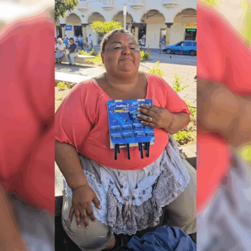 La vendedora de prestobarbas mostró su visa para EE.UU. y agradeció a sus seguidores por el apoyo. "Gracias a Dios me la dieron", expresó emocionada. Foto: Cortesía.