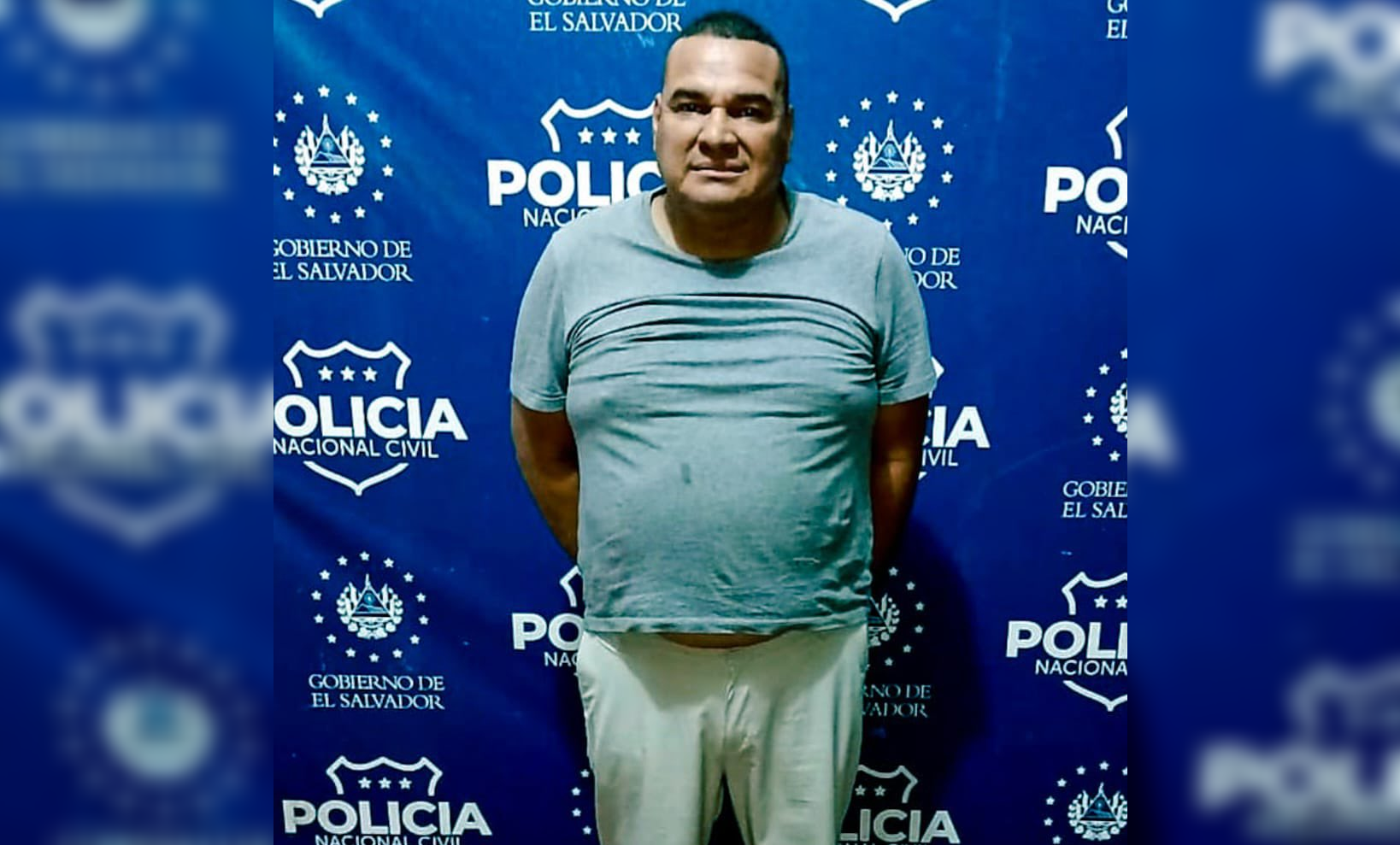 La Policía Nacional Civil (PNC) capturó a Darío Enrique Guzmán Urquilla, de 55 años, en la colonia La Paz, San Francisco Gotera, tras realizar varios disparos al aire en estado de ebriedad. El sujeto fue encontrado manipulando un arma y será procesado por tenencia ilegal y alteración del orden público. Foto: PNCSV.