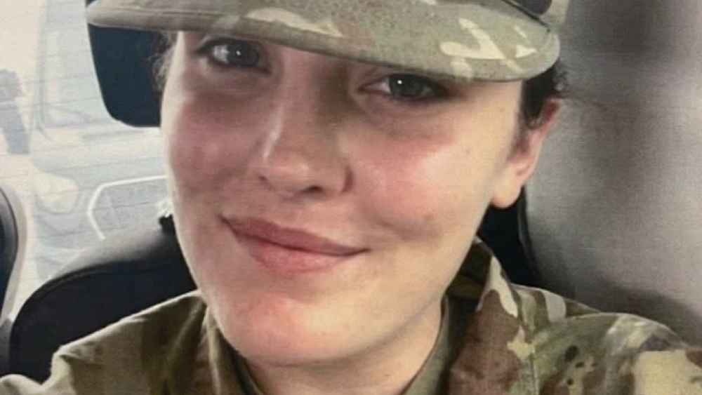 El presidente Donald Trump confirmó la muerte de la especialista Sarah Beckstrom, de la Guardia Nacional, baleada en una emboscada cerca de la Casa Blanca. El atacante fue un inmigrante afgano. Lee los detalles de la tragedia. Foto: X