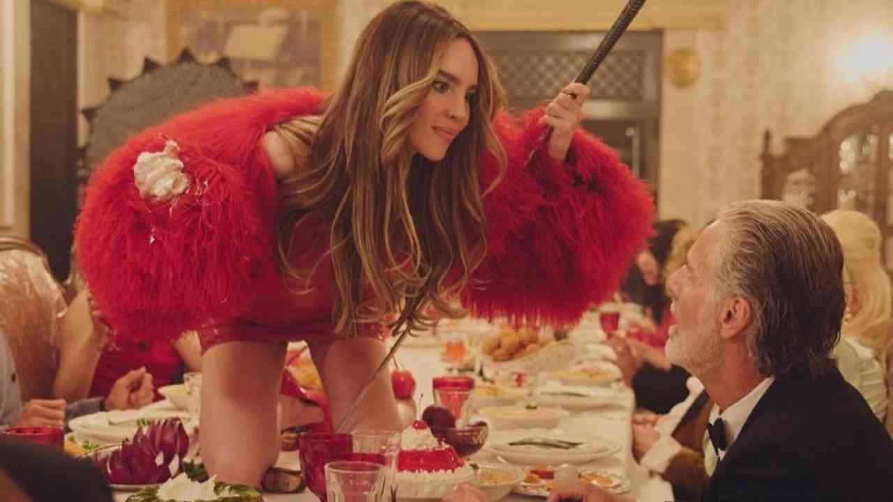 Belinda rompe las redes con una sesión de fotos donde luce un look de impacto. Foto: Facebook