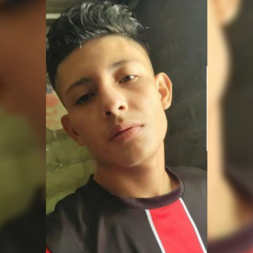 Autoridades localizan el cuerpo de Andy Alexander Aguilar Cruz en Tecoluca, generando una profunda consternación en la comunidad de Mata de Piña. Foto: Cortesía.