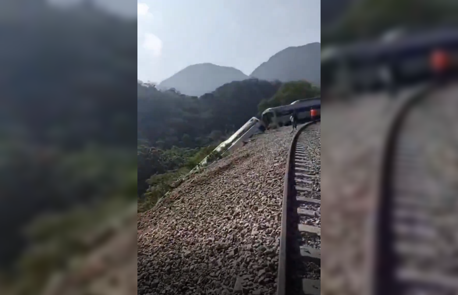 Un grave accidente en la Línea Z del Tren Interoceánico enluta al Istmo de Tehuantepec; autoridades reportan 13 muertos y 98 heridos tras el siniestro ocurrido ayer. Foto: Cortesía.
