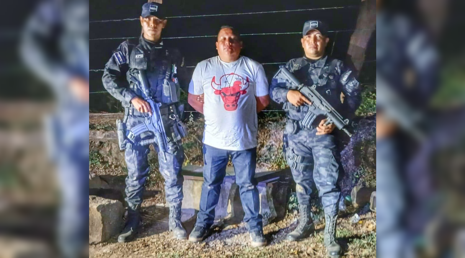 Oseas Romero Vásquez fue detenido tras herir de gravedad a una víctima durante una discusión por una mujer en Yamabal, Morazán. La PNC actuó rápido para aplicar la justicia. Foto: PNCSV.