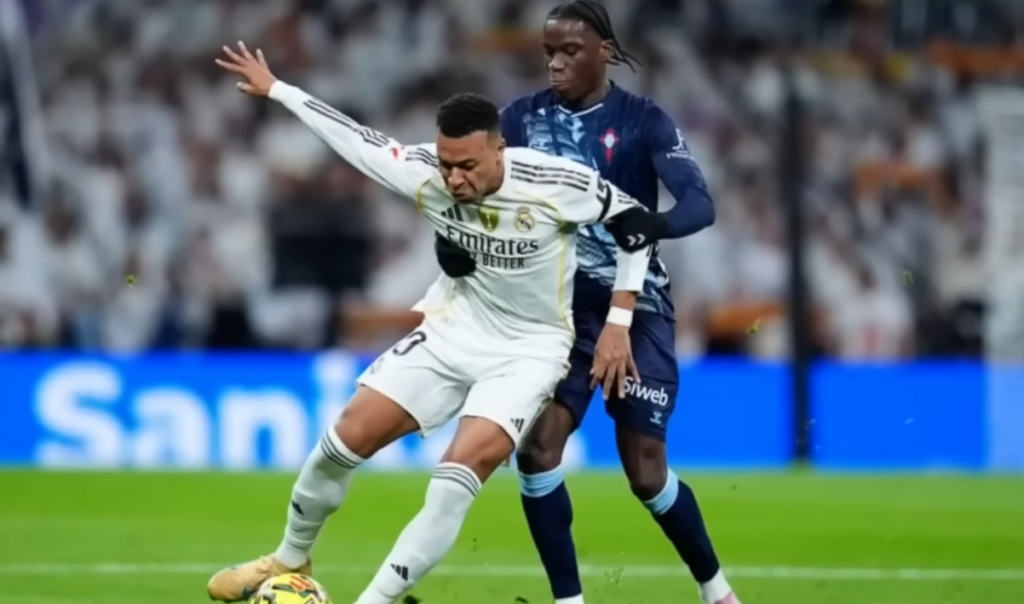 El Real Madrid cayó 0-2 ante el Celta de Vigo y ahora está a cuatro puntos del Barcelona. ESPN criticó duramente a Bellingham, Vinicius y Valverde por falta de compromiso y liderazgo en la crisis del equipo. Foto: Cortesía.