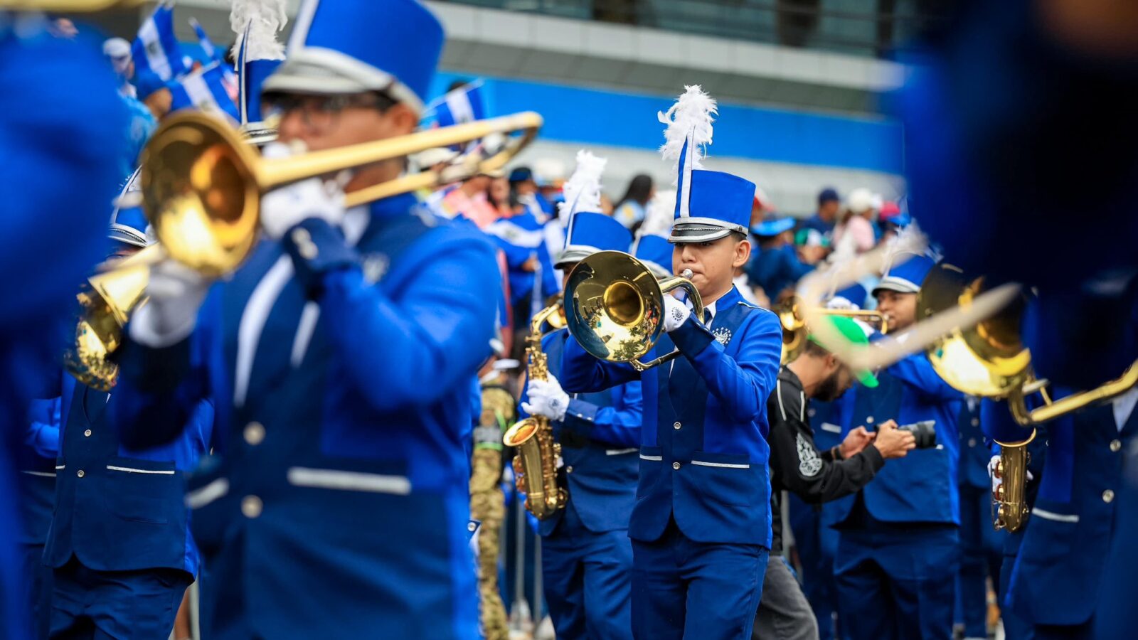 Más de mil músicos se unirán en el Centro Histórico de San Salvador para ofrecer un espectáculo sin precedentes y celebrar el Año Nuevo 2026. Foto: Archivo.