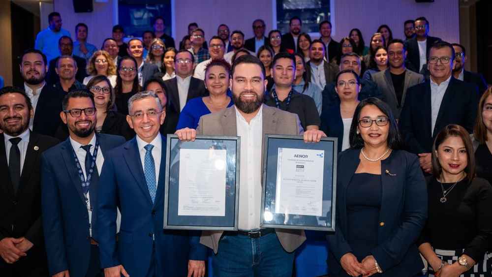 ¡Récord continental! San Salvador Centro logra la ISO 37001 antisoborno y deja atrás a todas las capitales de América Latina. Mario Durán marca un antes y un después en transparencia municipal. Foto: Alcaldía de San Salvador / @alcaldia_ss
