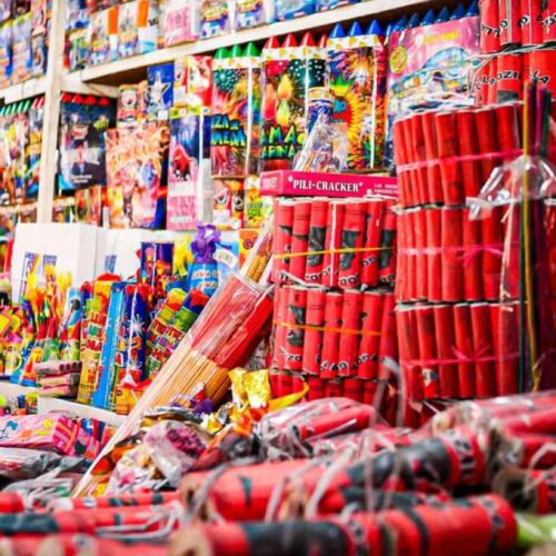 La pólvora decomisada y la atención a quemados marcan el inicio de la temporada de fiestas bajo una estricta vigilancia de seguridad. Foto: archivo