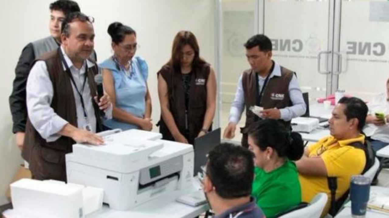 El Consejo Nacional Electoral de Honduras (CNE) mantiene estancado el escrutinio Honduras con el 88.2% de las actas, lo que genera alta tensión e incertidumbre. Foto: archivo.