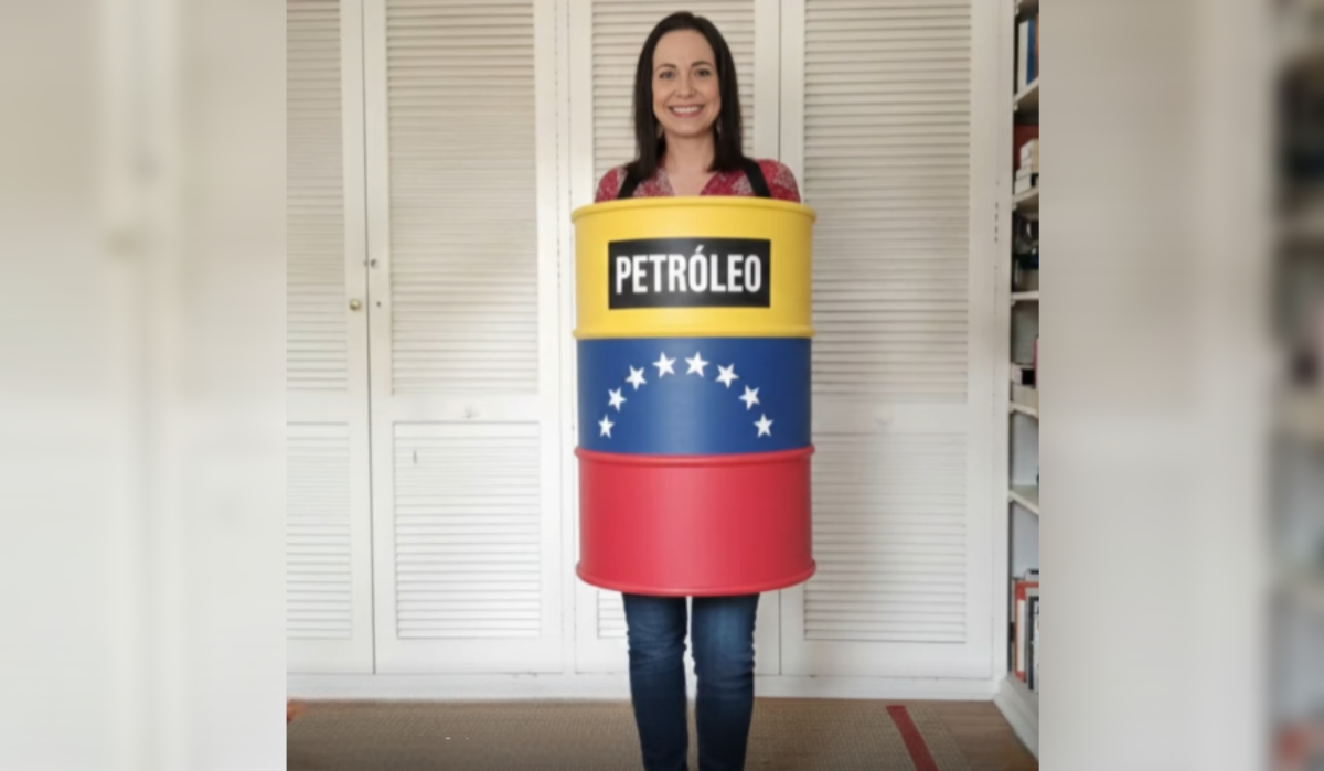 Analistas y políticos noruegos califican de "patético" que María Corina Machado entregara su medalla del Nobel de la Paz a Donald Trump, quien la recibió sin comprometerse con Venezuela. Foto: Cortesía.