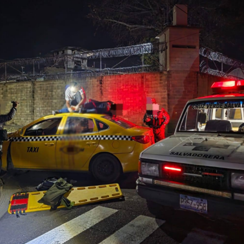 Socorristas de Cruz Verde atendieron múltiples siniestros en San Miguel, San Salvador y Suchitoto durante las últimas horas, con nueve lesionados. Foto: Cruz Verde Salvadoreña.