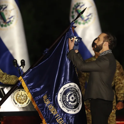 El presidente Nayib Bukele afirmó que los grupos criminales ejercían un control absoluto sobre el territorio y la vida de los ciudadanos en El Salvador. Foto: Rodrigo Sura EFE
