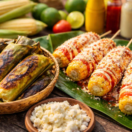 Descubre por qué las riguas y los elotes locos son los snacks imprescindibles en cada paseo por #ElSalvador estas vacaciones. ¡Un sabor que define el viaje! Foto: Ilustración.