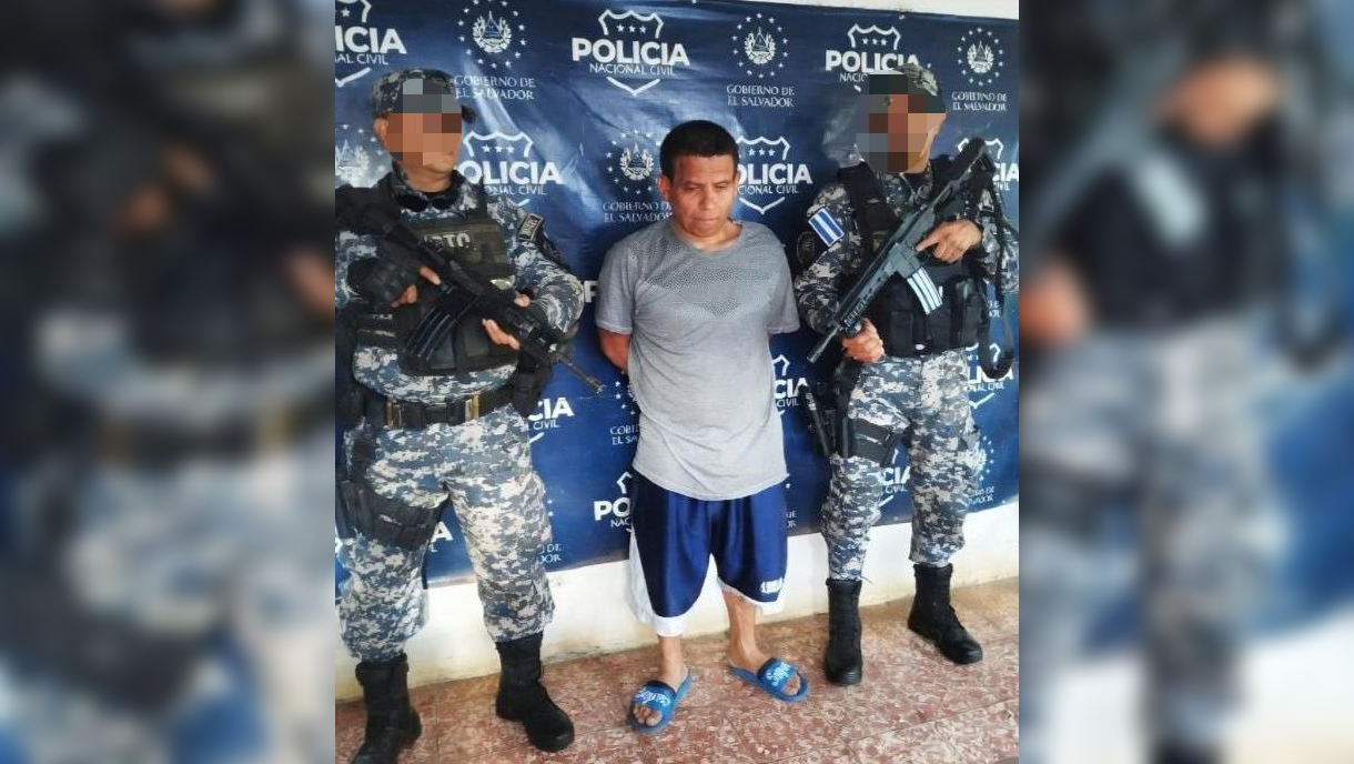 La PNC derribó en Sonsonate a William Valenzuela, alias "Crazy", líder de la MS-13 vinculado a asesinatos, extorsiones y tráfico de armas. Operativo clave en la lucha contra el crimen organizado. Foto: PNCSV.