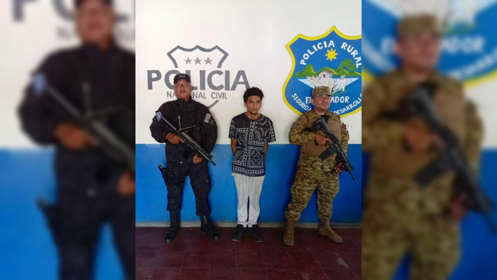 Walner Edenilson Quijada Cortez, alias "Roro", miembro de la MS-13, fue capturado nuevamente en Ciudad Arce, La Libertad, con drogas. Es su tercera detención en cuatro años. Foto: PNCSV.
