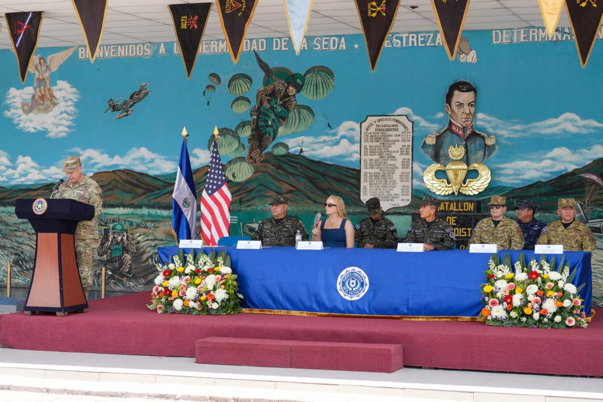 Finaliza el ejercicio #CENTAMGuardian2026 en San Salvador. Fuerzas de la región fortalecen su lucha contra el narcotráfico y amenazas transnacionales. Participan EE.UU., Guatemala, Honduras y Belice. Foto: Ministerio de Defensa.
