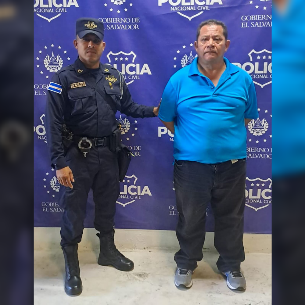La PNC capturó en Santa Tecla a Daniel Vásquez, alias "Gato", un veterano pandillero de la MS-13 con récord criminal desde 2001. Intentó borrar sus tatuajes, pero la inteligencia policial lo identificó. Foto: PNCSV.