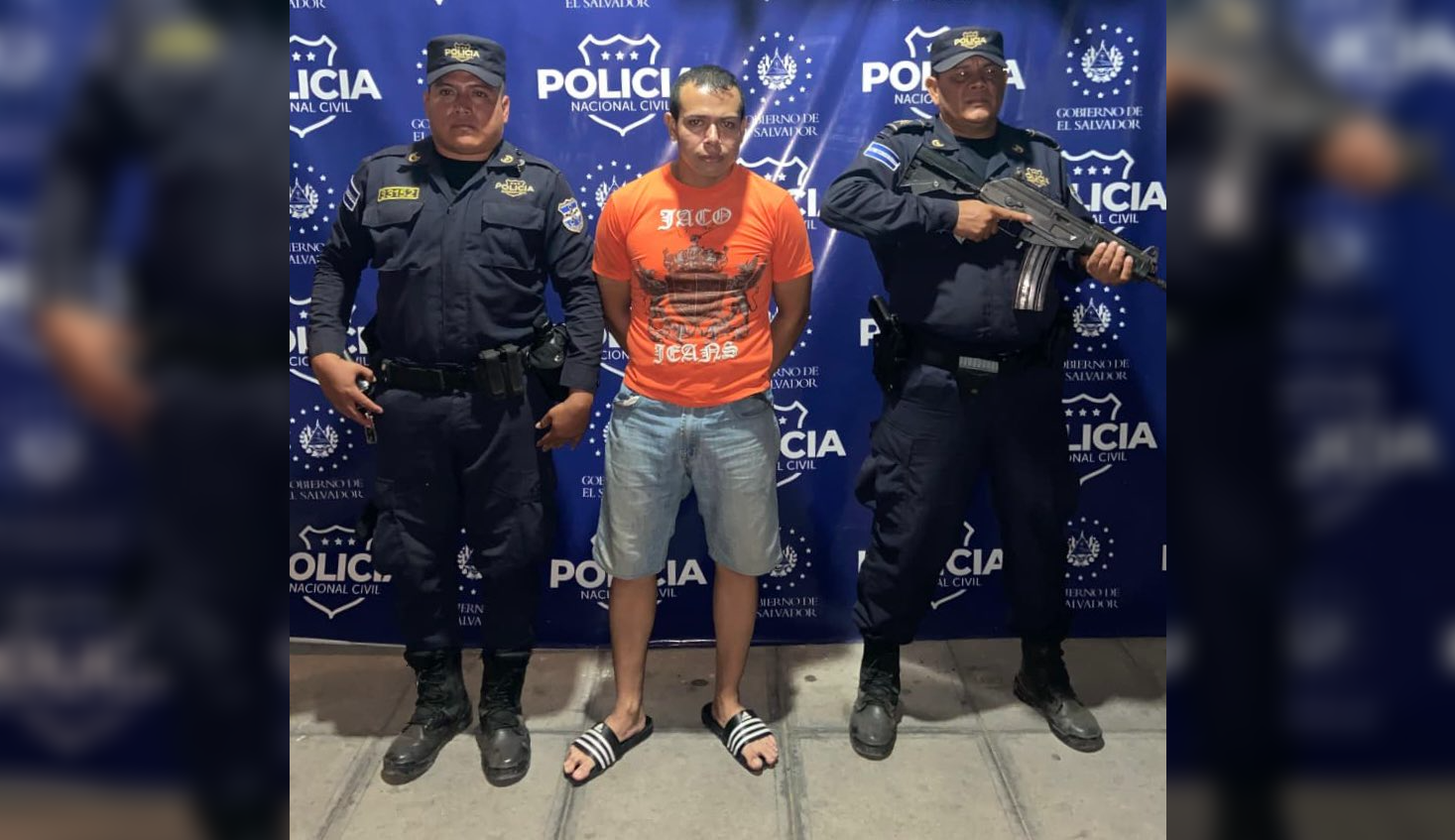 Christian Kelvin Elías Rojas, alias de la 18R, fue capturado en Apopa tras ser denunciado por amenazar a un empleado de telefonía en Valle Verde. La PNC actuó rápido bajo el régimen de excepción. Foto: PNC.