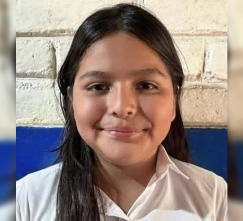 Glenda Stefanie Murcia Morán desapareció tras salir hacia su centro escolar y fue localizada fallecida en una zona limítrofe de La Libertad. Las autoridades investigan el caso en Comasagua. Foto: PNCSV.