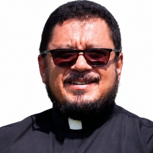 El Arzobispado de San Salvador abrió un proceso interno contra el sacerdote Edgar Winter Coronado, párroco de San Marcos, tras recibir una denuncia formal por presunto abuso sexual de menores. Se aplicaron medidas cautelares. Foto: Cortesía.