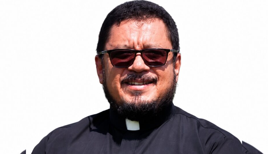 El Arzobispado de San Salvador abrió un proceso interno contra el sacerdote Edgar Winter Coronado, párroco de San Marcos, tras recibir una denuncia formal por presunto abuso sexual de menores. Se aplicaron medidas cautelares. Foto: Cortesía.
