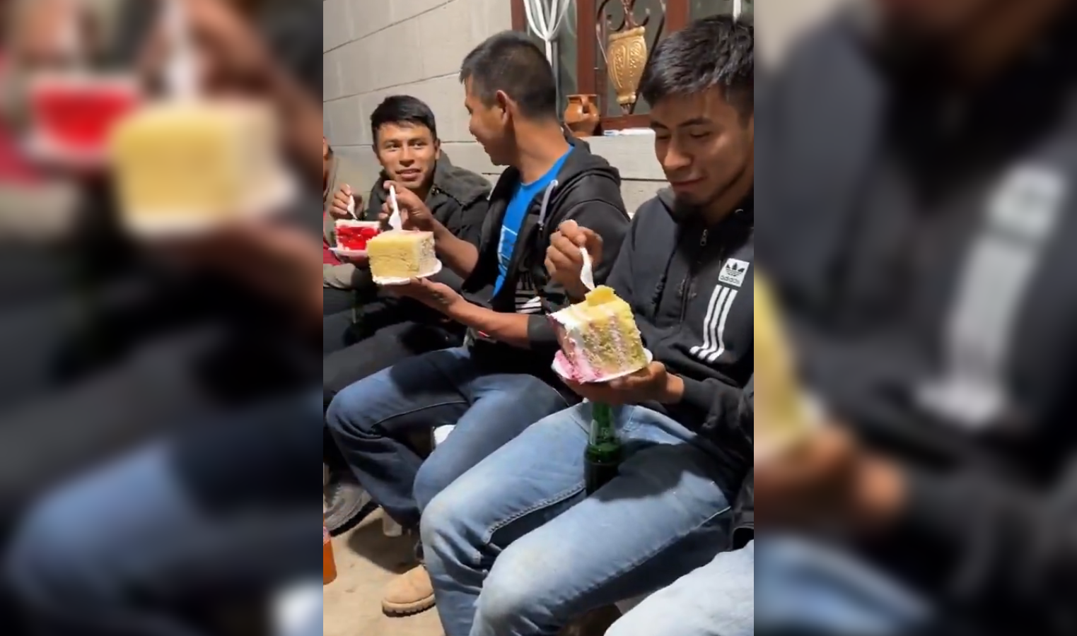 Un video viral muestra una fiesta donde los organizadores repartieron porciones gigantes de pastel, desafiando la "tacañería" tradicional de los cumpleaños en San Vicente. Foto: Cortesía.